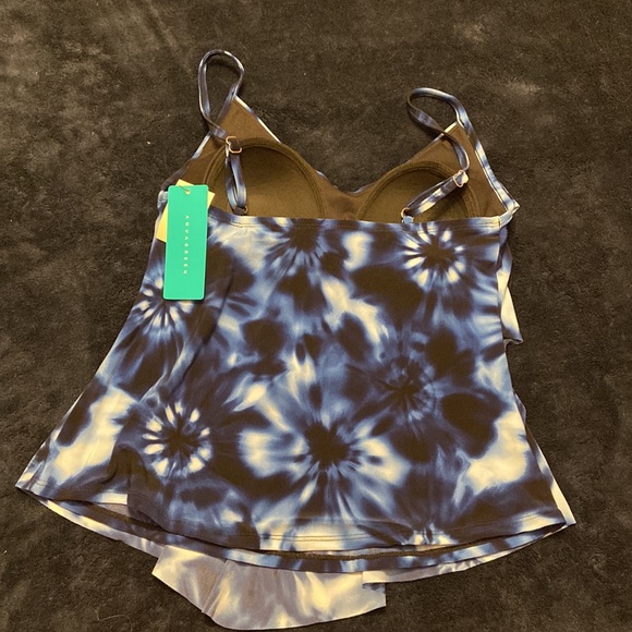 Swim top - Picture 4 of 5